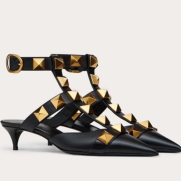 Black Ladies Gladiator kitten heels